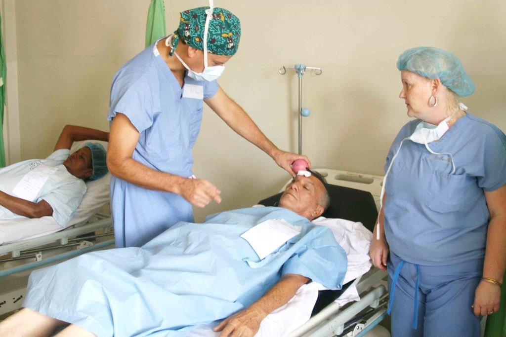Pacientes en cirugías auspiciadas por el senador de Espaillat, Dr. José Rafael Vargas